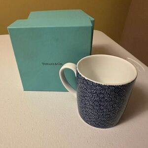 Tiffany & Co. Blue and White Swirl Mug